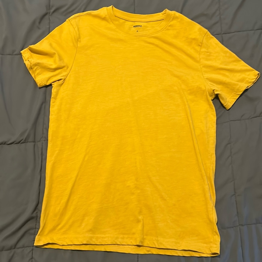 Yellow Sonoma t shirt size: small
